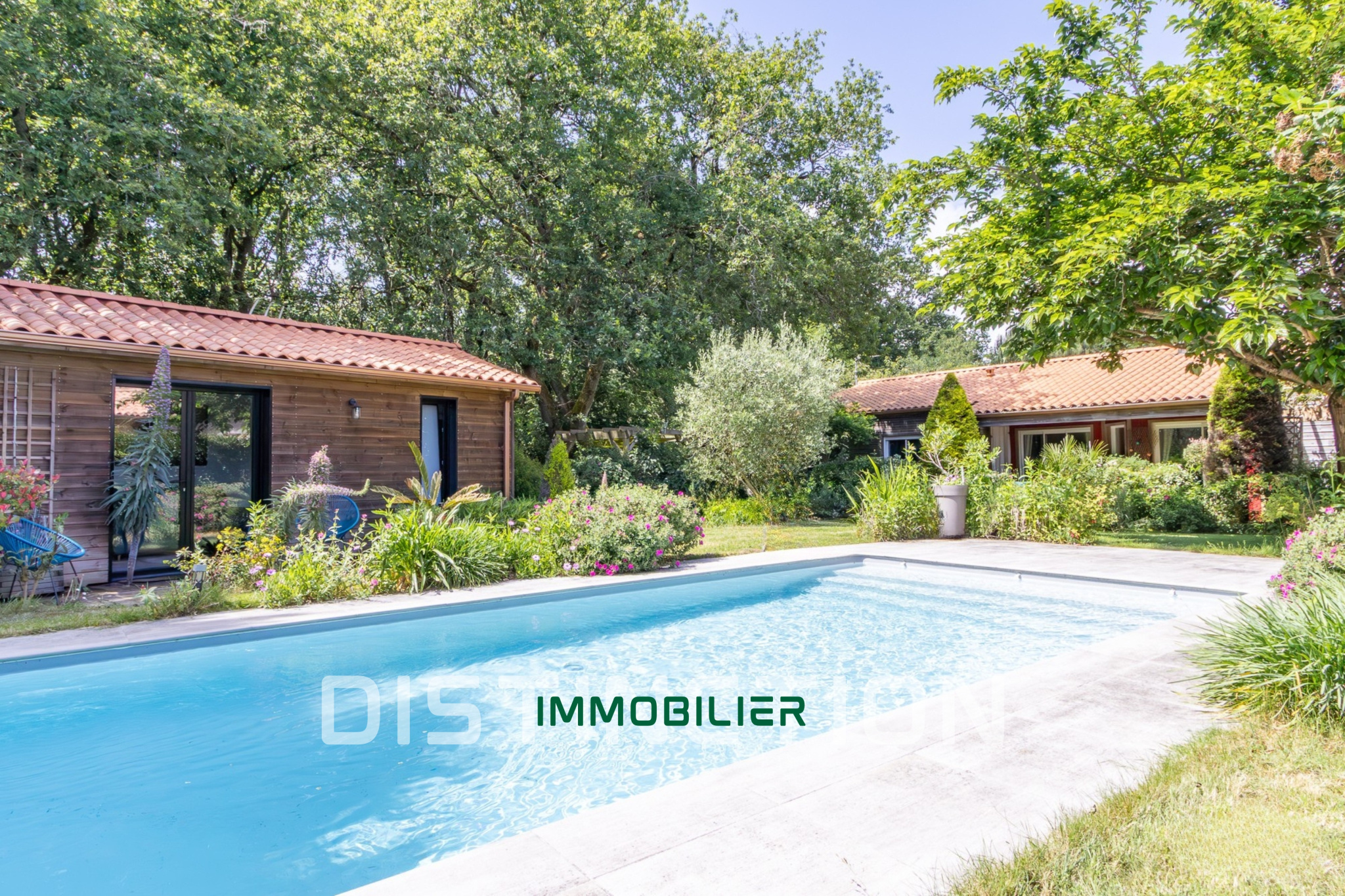 PORNIC - MAISON 115M2 - PISCINE - STUDIO - TERRAIN 2000M2